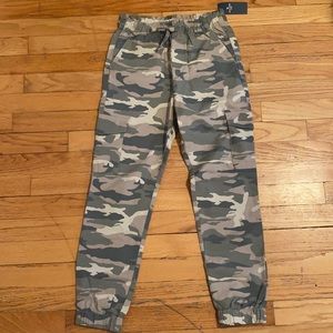 Abercrombie Kids girls 9/10 camo  jogger pants